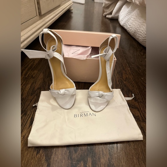 Alexandre Birman Clarita block sandal in white - Picture 1 of 10